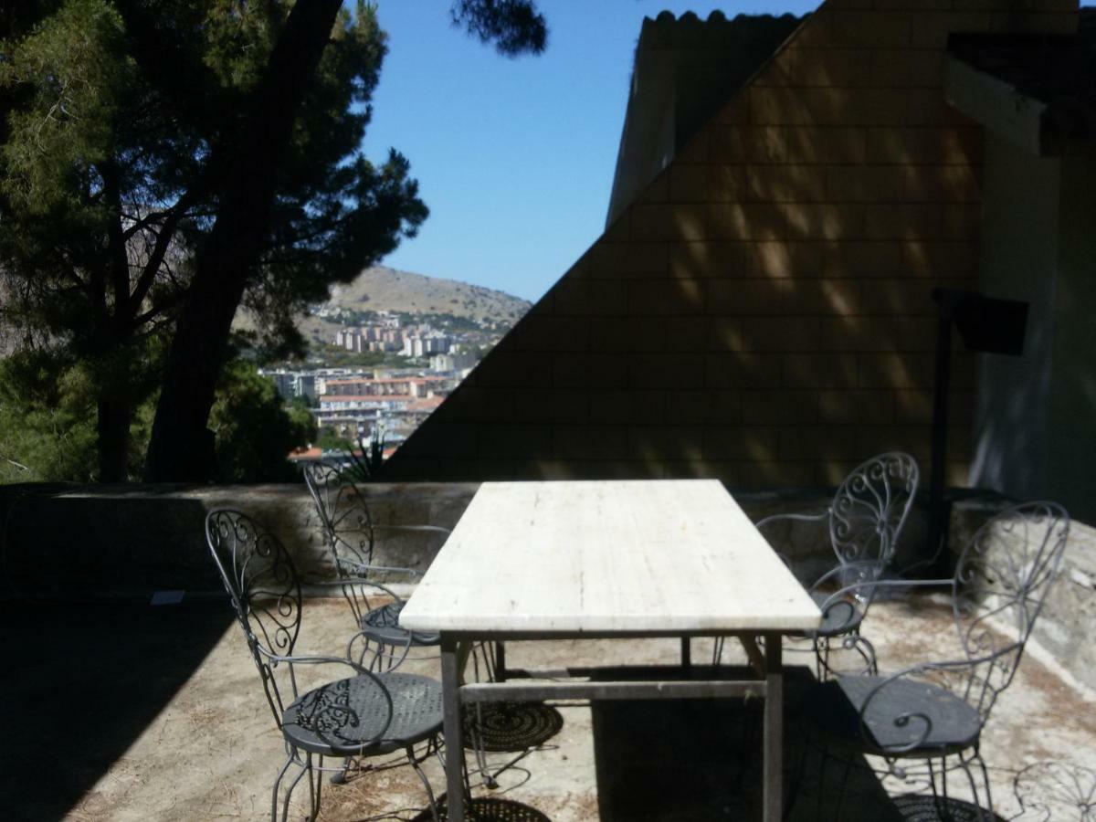 Villa Gianni Palermo Eksteriør billede